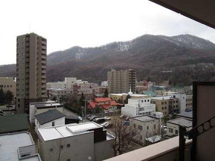 ラピスガーデン中央図書館前 0703｜北海道札幌市中央区南二十一条西１３丁目(賃貸マンション3LDK・7階・81.45㎡)の写真 その4