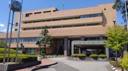 画像12:韮崎市役所(公共施設)まで221m