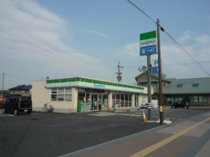 画像16:ファミリーマート八日市東浜店(コンビニ)まで500m