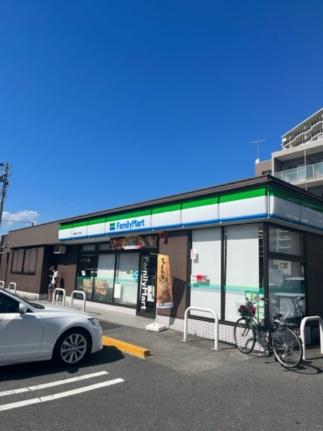 画像18:ファミリーマート南草津二丁目店(コンビニ)まで126m