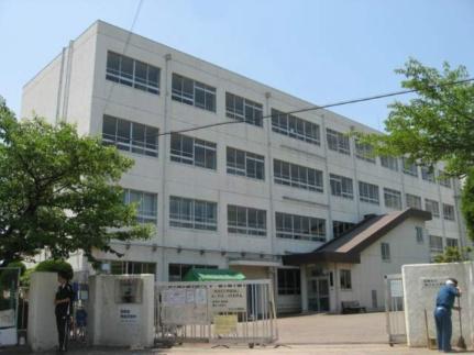 画像14:高槻市立津之江小学校(小学校)まで626m