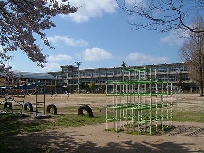 画像18:湖山小学校(小学校)まで768m