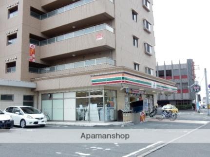 画像17:セブンイレブン　岡町店(コンビニ)まで74m