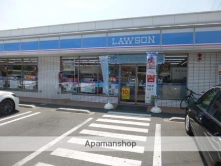 ローソン岡山伊島店(コンビニ)まで424m