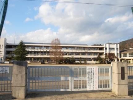 周辺：矢掛小学校(小学校)まで251m