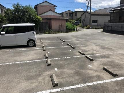 画像21:駐車場