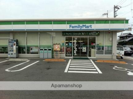 画像17:ファミリーマート高松中央通り店(コンビニ)まで358m