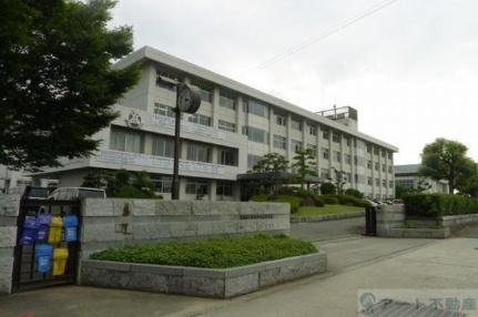 画像18:松山中央高等学校(高校・高専)まで1051m
